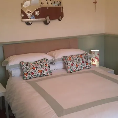 B&B Clounconeen